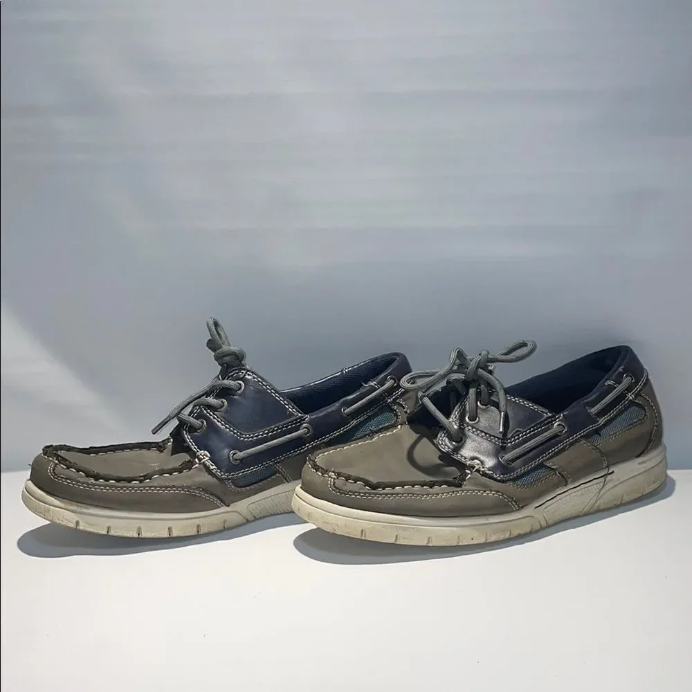 Thom McAn Gray and Blue Boat Shoes with Suede Finish